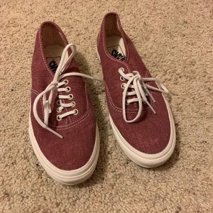 Women’s Vans Size 8 Burgundy